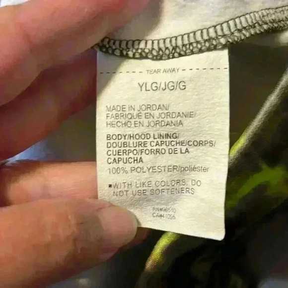 Under Armour sweatshirt - Picture 7 of 7